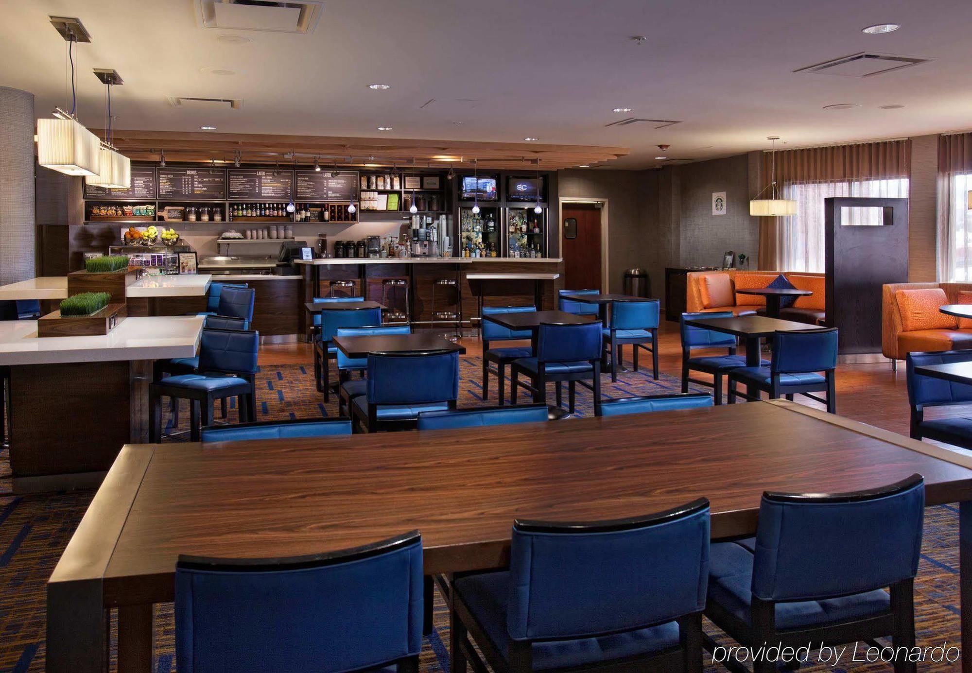 Courtyard By Marriott Fayetteville Exterior foto